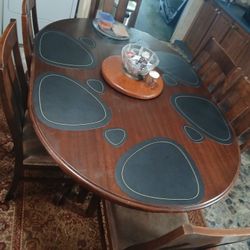 6 Perosn Wood Table