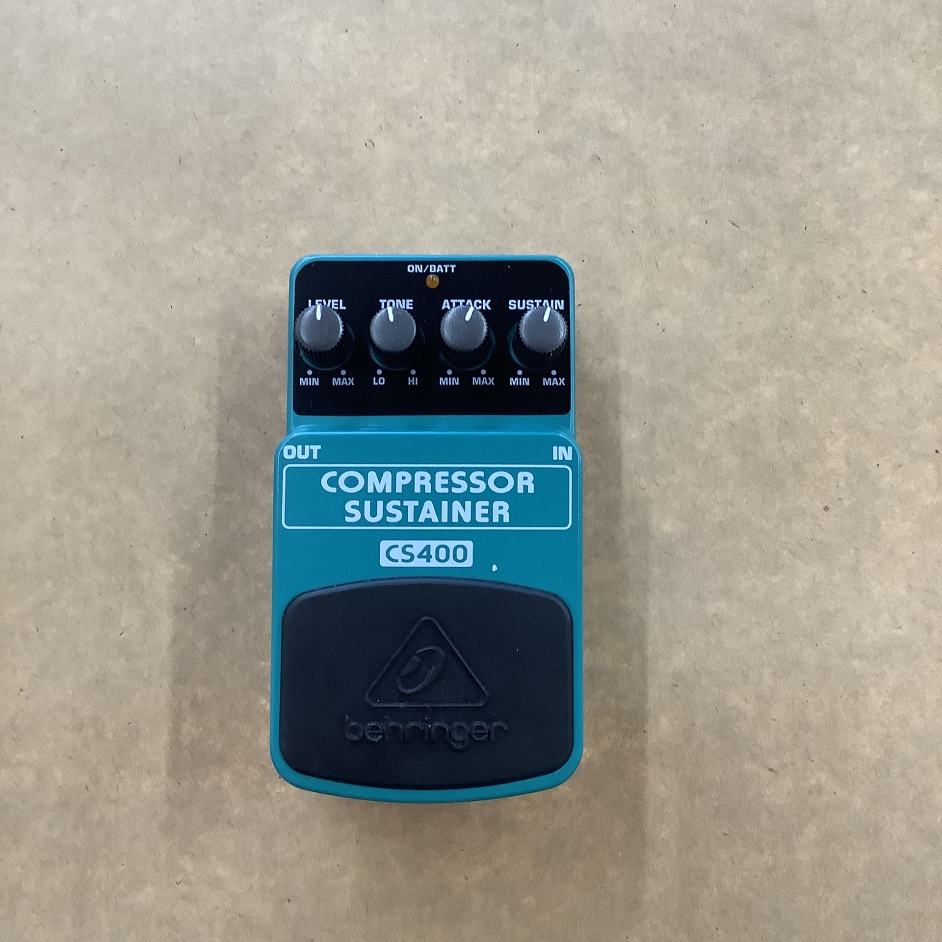 Behringer Compressor Sustainer CS400
