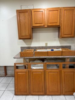 Kitchen cabinets and countertop