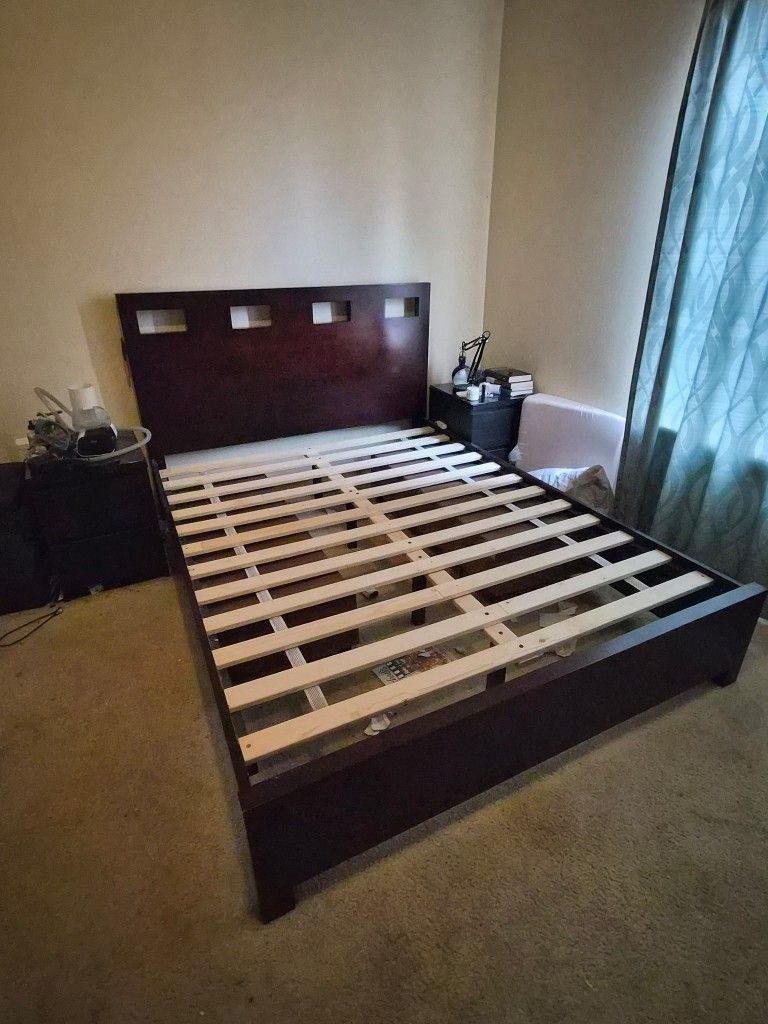 Queen Bedframe With Storage On Both Sides . 