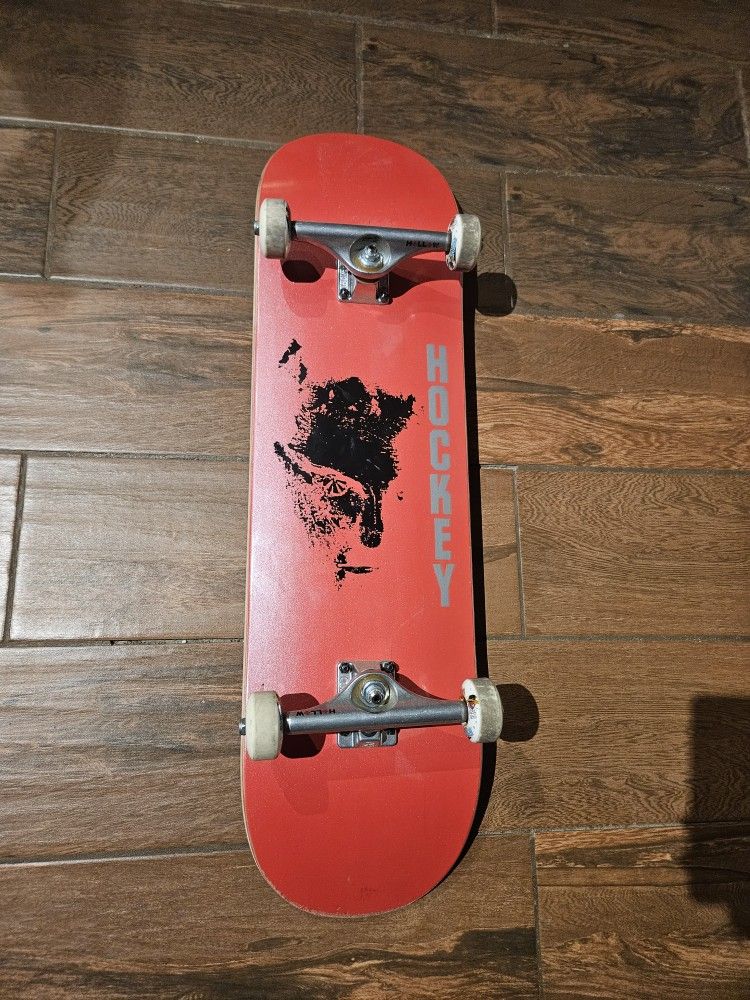 Hockey Complete 8.75 Skateboard Independent Trucks