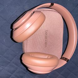 Beats Studio 3 (Kim Kardashian)