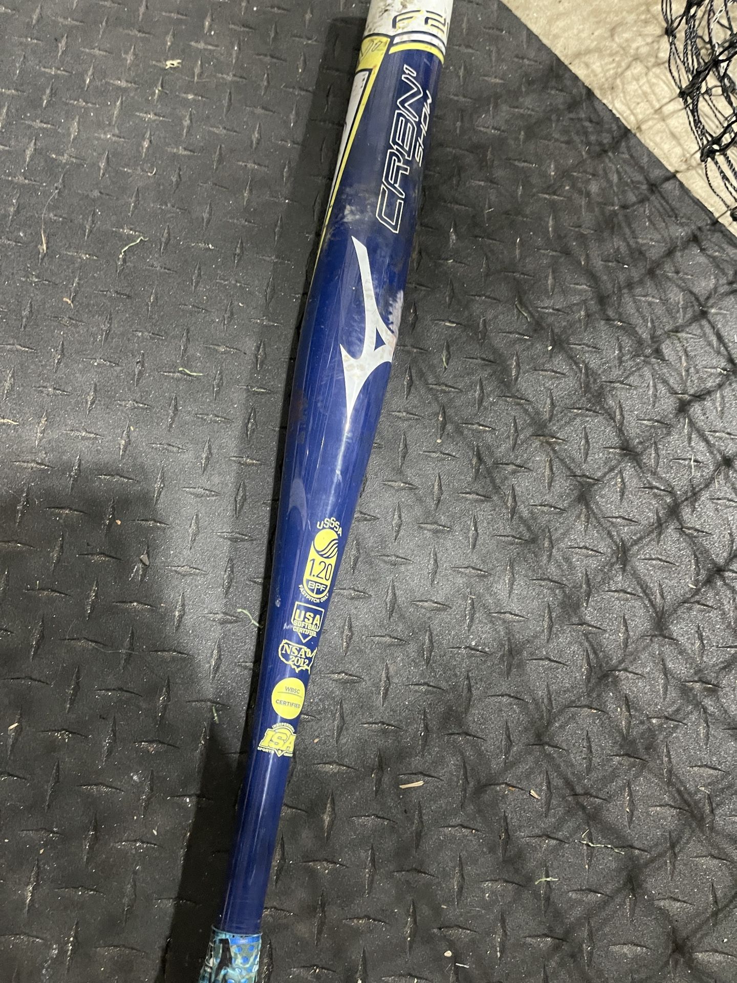 Mizuno Softball Bat
