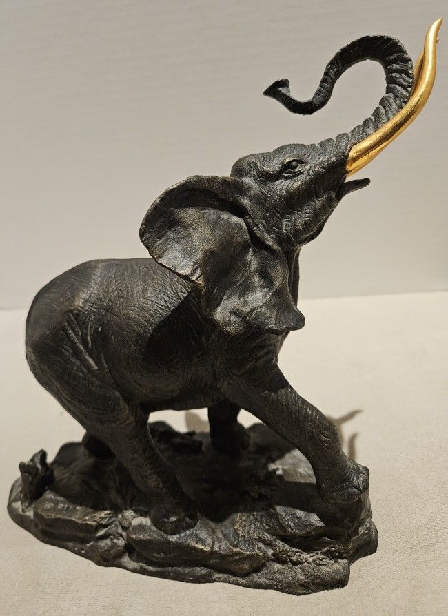 1991 Bronze Elephant “Giant of the Serengeti” Franklin Mint 24K Gold Plate Tusks