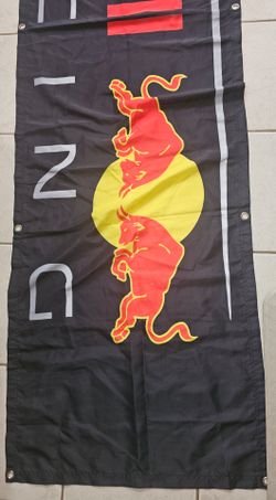 Red Bull Racing 91"'×23"1/2 BANNER FLAG
Pre-owned
Excellent condition