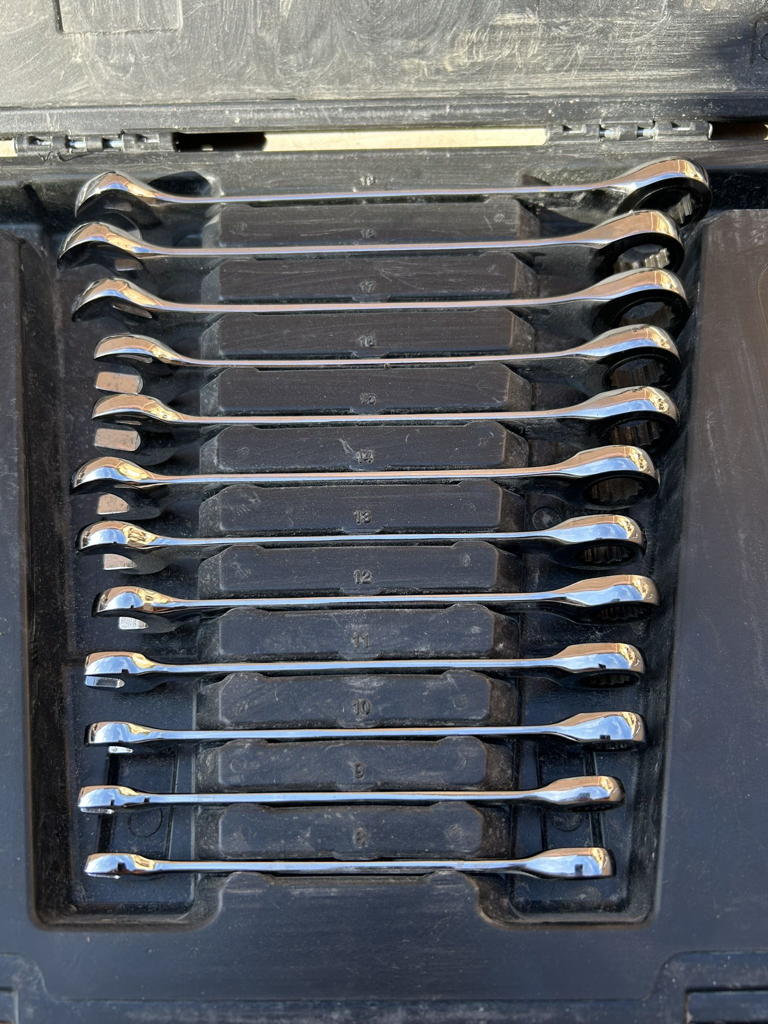 Gear Wrench Rachets 12 PCs Millimeter 8 To 19