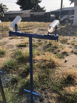 Fishing pole 🎣 stand Double is $ 20 Single$10