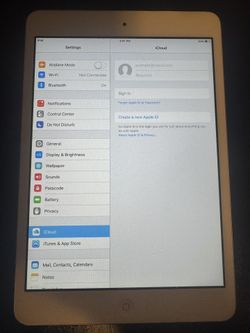 Apple Ipad Mini +free Keyboard