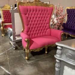 Loveseats😊😊I AM THE KING👑OF THRONE CHAIRS🤩$42 Down!FINANCING🤩!MIKEY MIKE