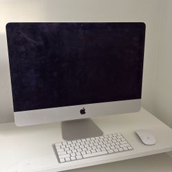 Apple iMac + Desk – Excellent Working Condition