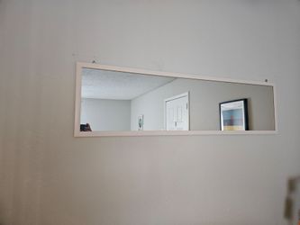 Wall mirror