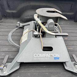 Ram 2500 5th Wheel Hitch W/Towing Prep Package