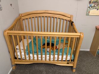 Sturdy Crib $100 OBO