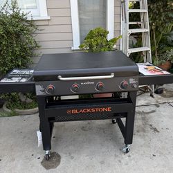 Blackstone 36 Culinary Omnivore Griddle with Hood 4 Burner Liquid Propane