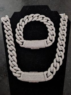S925 Moissanite Iced Out Cuban Link Chain and Bracelet Set