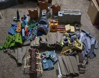 HUGE Lot of Thomas and Friends Train Tracks and Play Sets