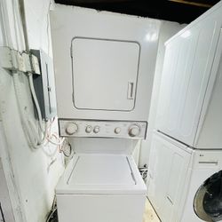 Whirlpool Washer&dryer Stackable 24inch