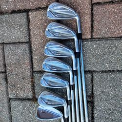 Mizuno Hot Metal JPX 923 New Right Handed Stiff