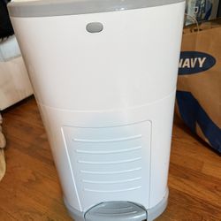 Diaper Pail And Refill Bags