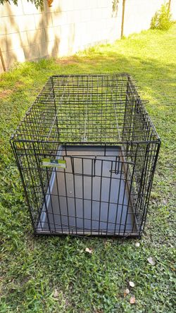 Dog crate