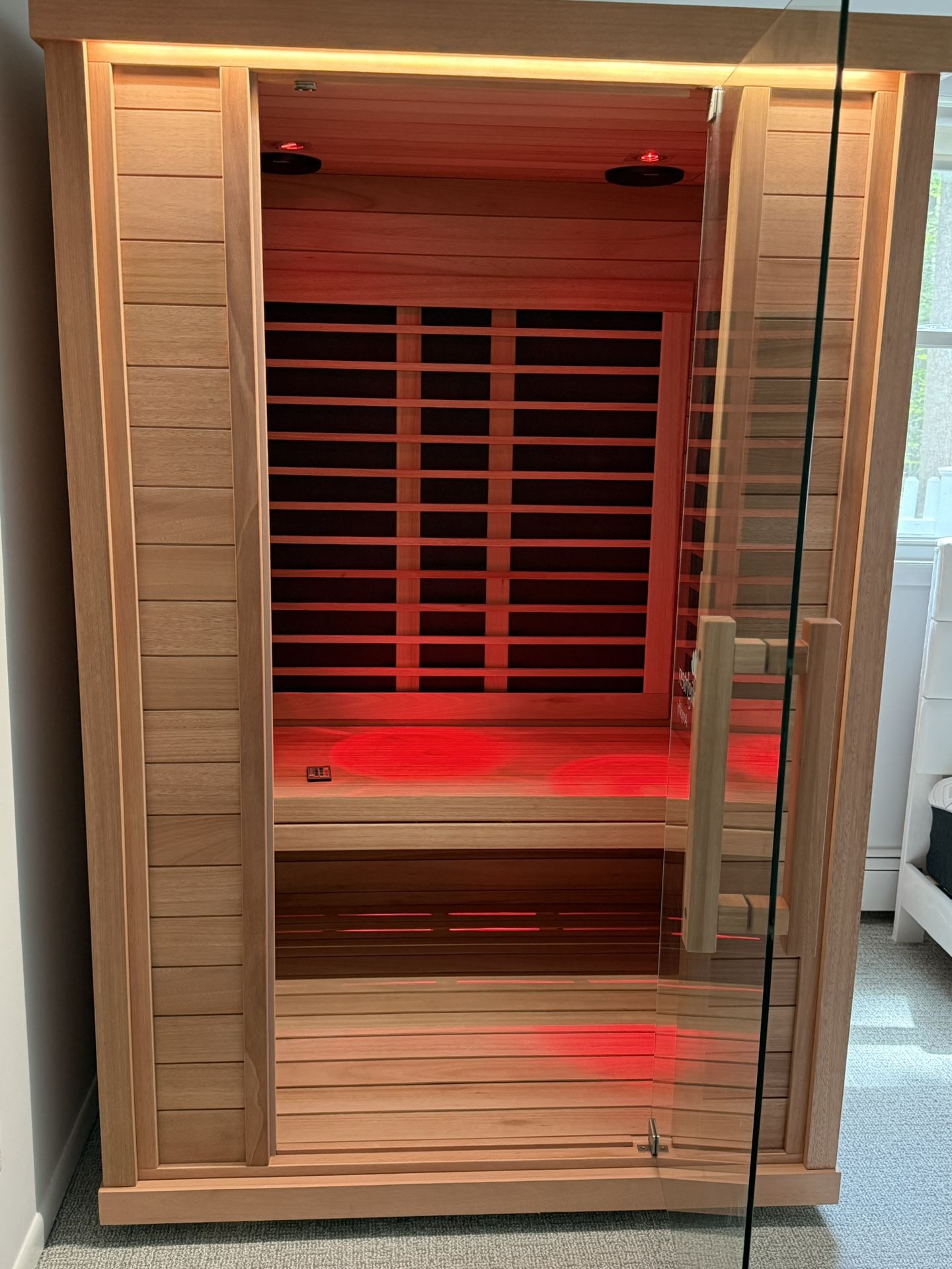 Infrared Sauna (Sunlighten 2-Person) 