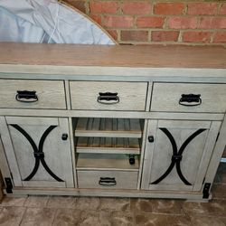 Sierra Vista Driftwood 8 Pc Dining Room