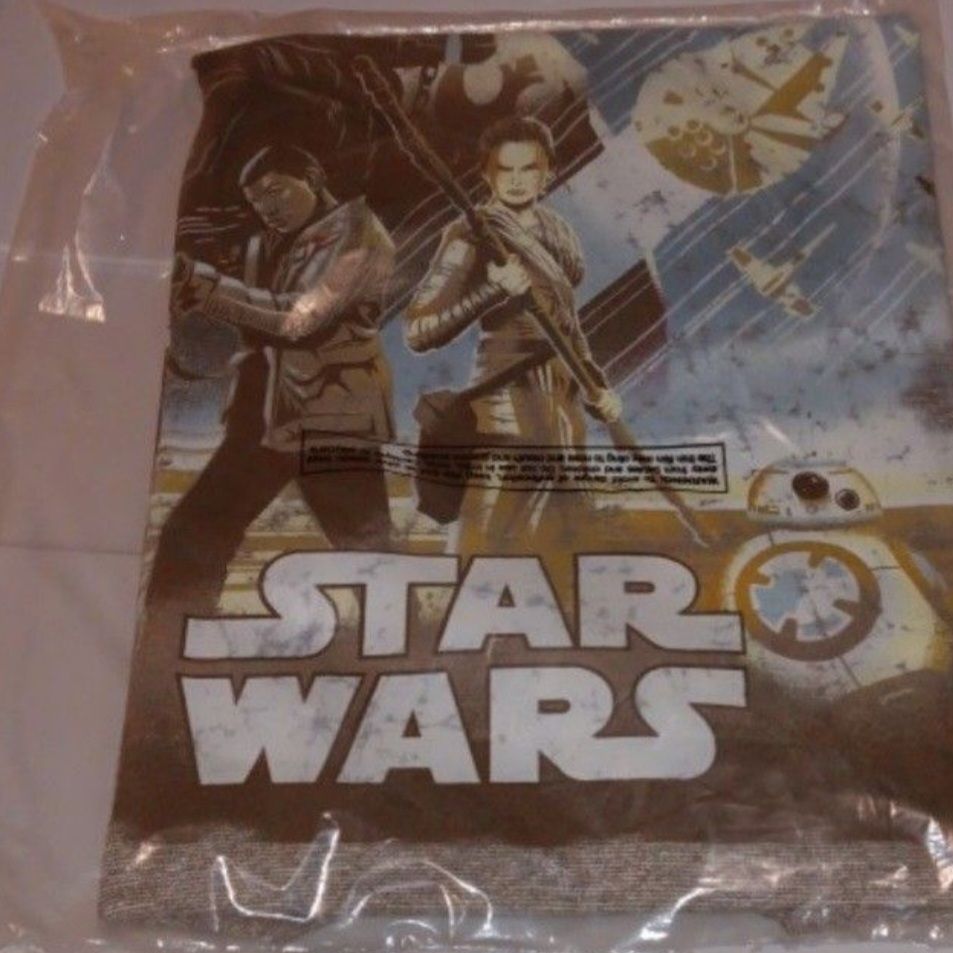Star Wars The Force Awakens Premier Disney Store Limited Edition T-shirt