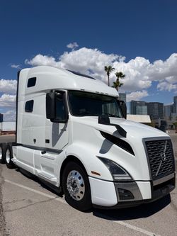 2021  volvo vnl  truck