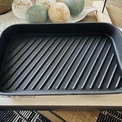 Cast Iron 13” Griddle-new! 