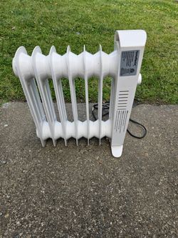 Mini oil filled heater