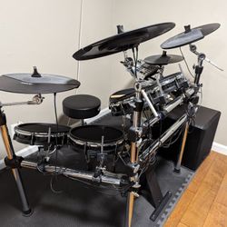 Alesis DM10 Studio Kit Mesh Drum Kit With Drum Throne And Double Base Pedals