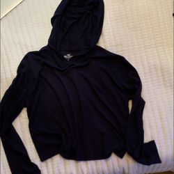 Hollister Women Small hoodie Crop Top NWOT