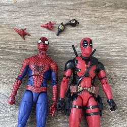 Marvel Legends Spiderman and Deadpool
