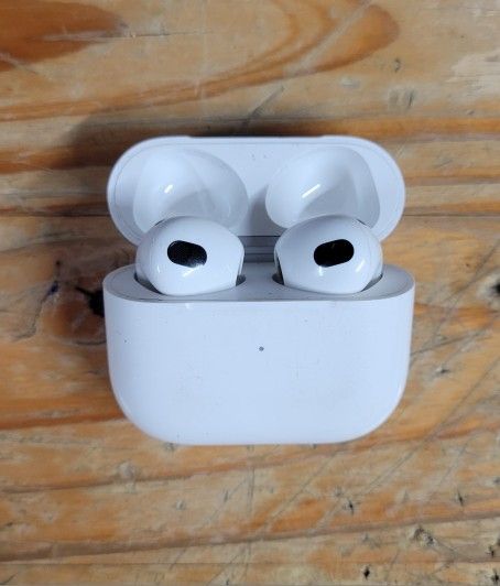 Apple AirPods (3rd generation) A2566