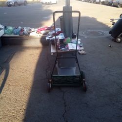 S C O T T S Lawn Mower