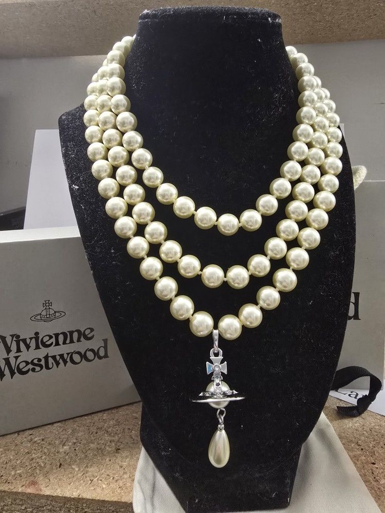 Vivienne Westwood Three Row Pearl Drop Choker No Delivery
