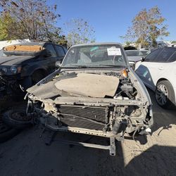 Parting Out 2000 Toyota Tacoma Parts Only