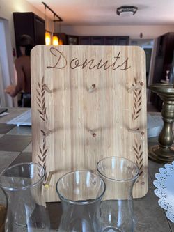 Party supplies. Graduation party platters.
