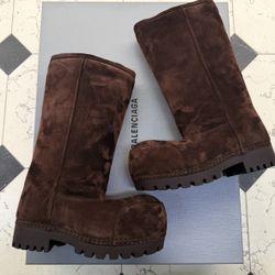 Balenciaga Alaska Boots NEW