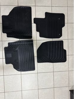 Chevy Silverado Floor Mats 2019-2024 Like New Original