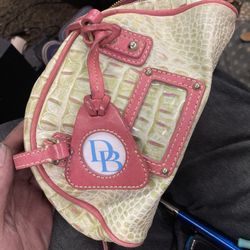 Dooney & Bourke Purse 