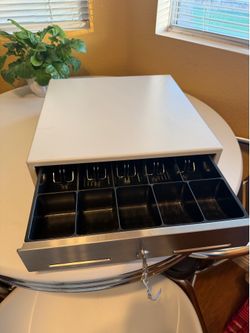 Metal cash drawer