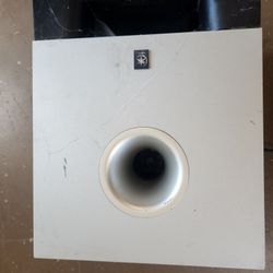 Yamaha 8" Sub