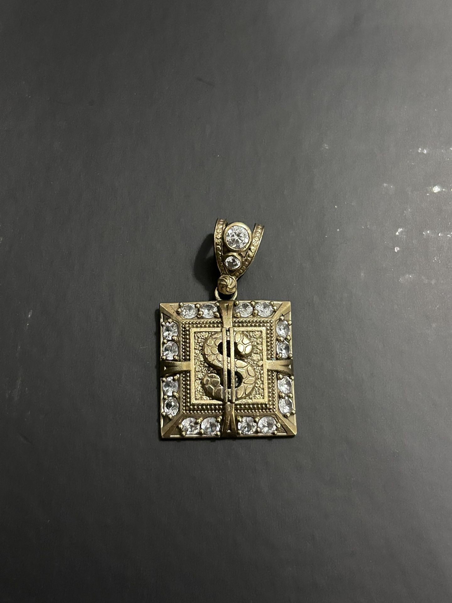 RECTANGLE NUGGET STYLE DOLLAR SIGN PENDANT (14K)