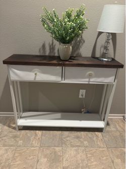 Entry door table