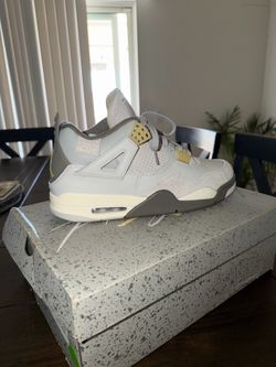 Jordan 4 Retro SE Craft Photon Dust
