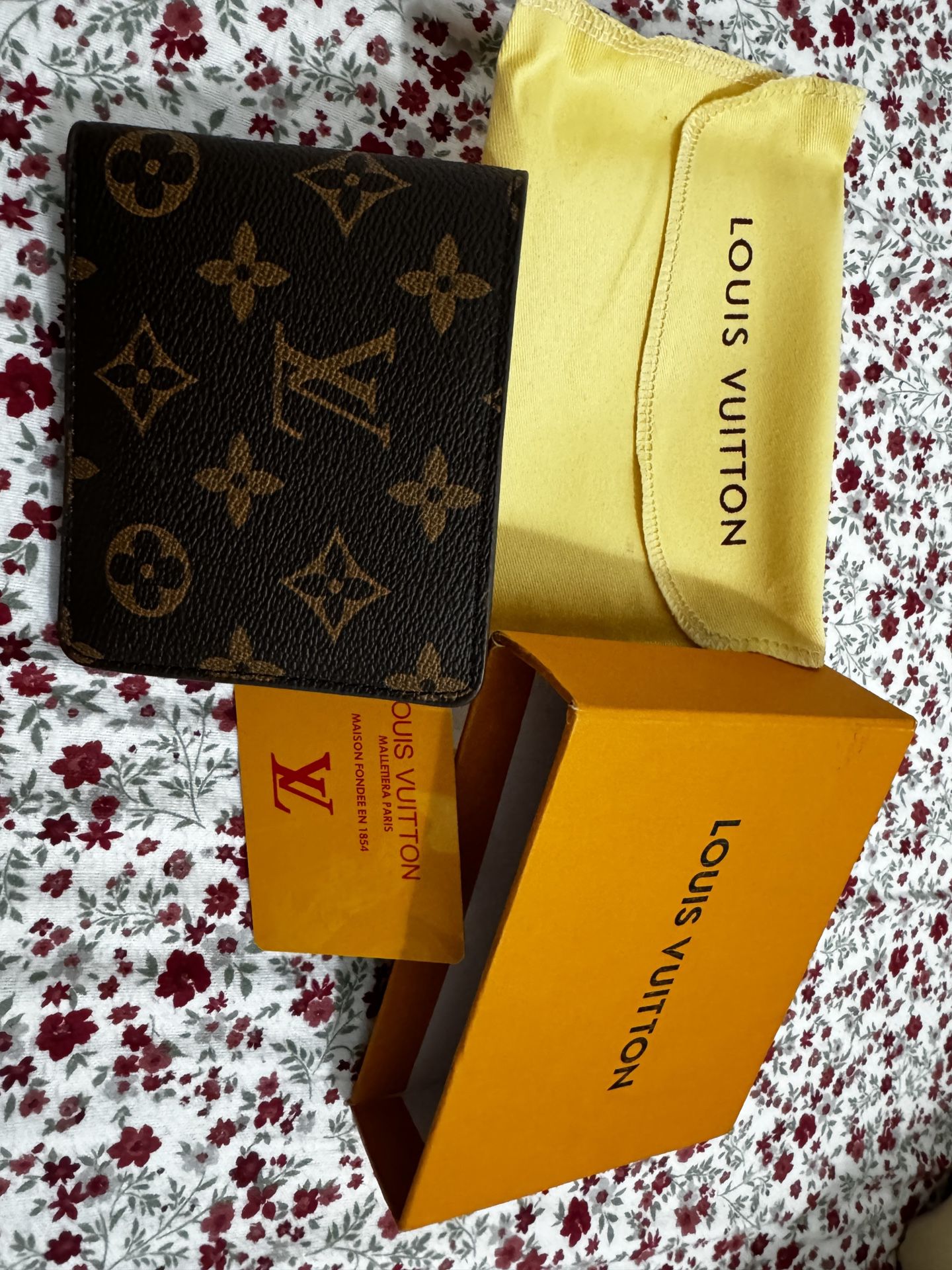 Louis Vuitton LV Mens Wallet