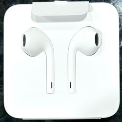 Apple EarPods Headphones with Lightning Connector