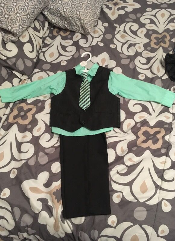 Outfit 4Y Brand New