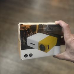 Portable Iphone Projector 